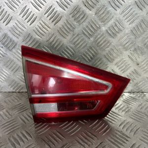 FORD STOP LAMBASI İÇ SOL B-MAX ürün görseli