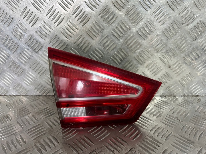 FORD STOP LAMBASI İÇ SOL B-MAX ürün görseli